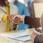 A satisfação do cliente é um dos pilares fundamentais para o sucesso, ela impacta a percepção do valor dos produtos e serviços oferecidos.
